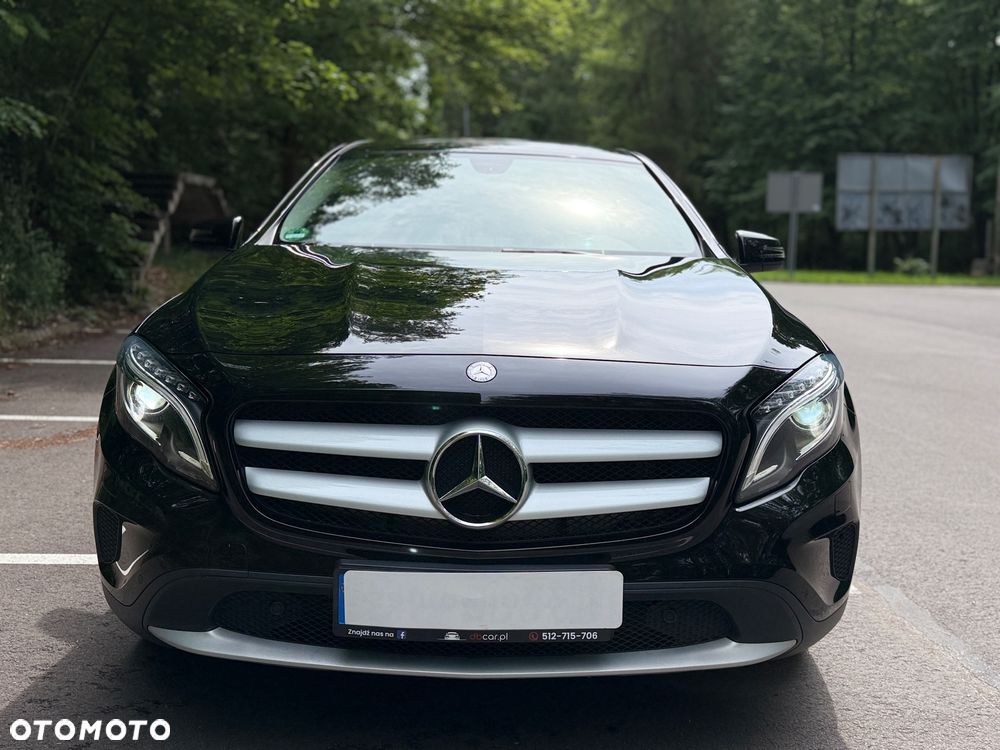 Mercedes-Benz GLA 200 7G-DCT Urban - 10