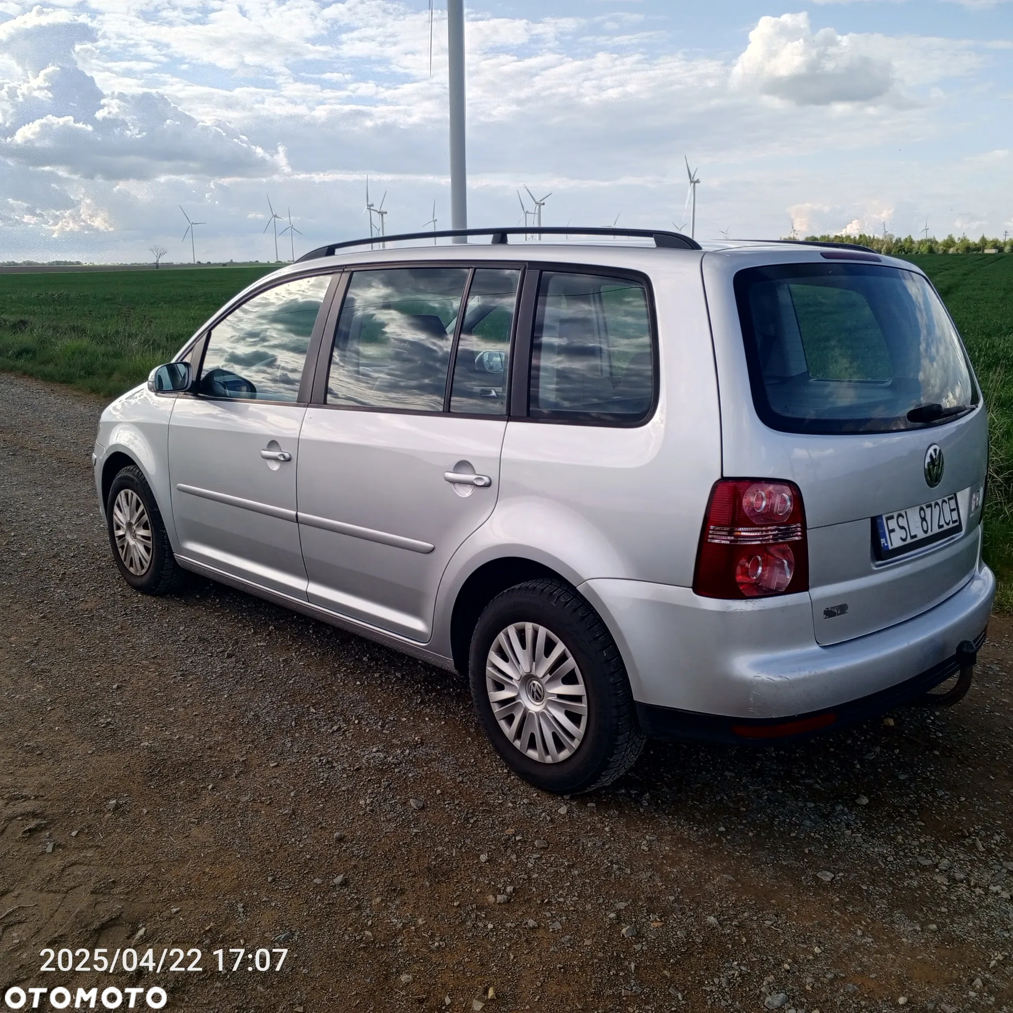 Volkswagen Touran 2.0 TDI DSG Trendline - 3