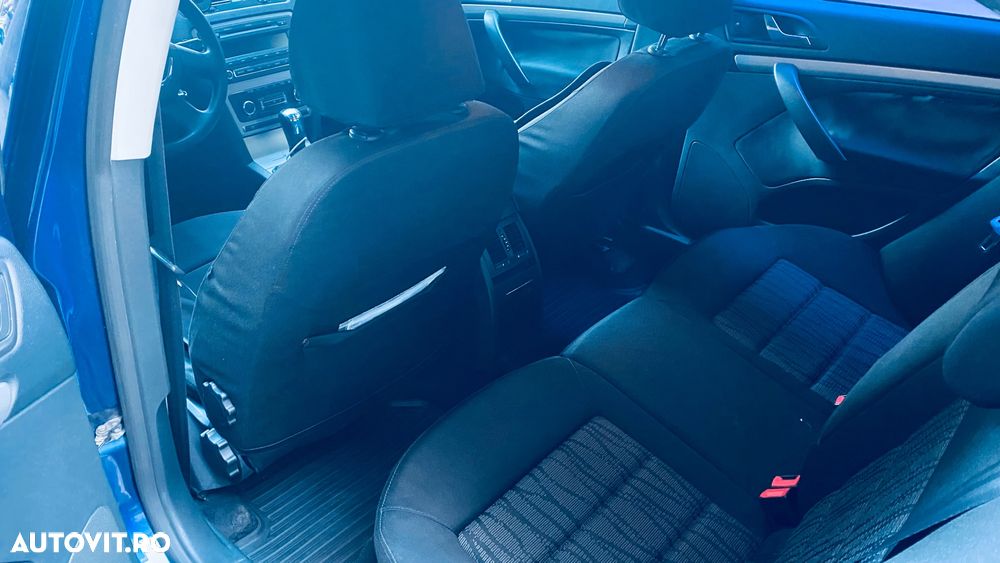 Skoda Octavia 2.0 TDI Elegance - 8