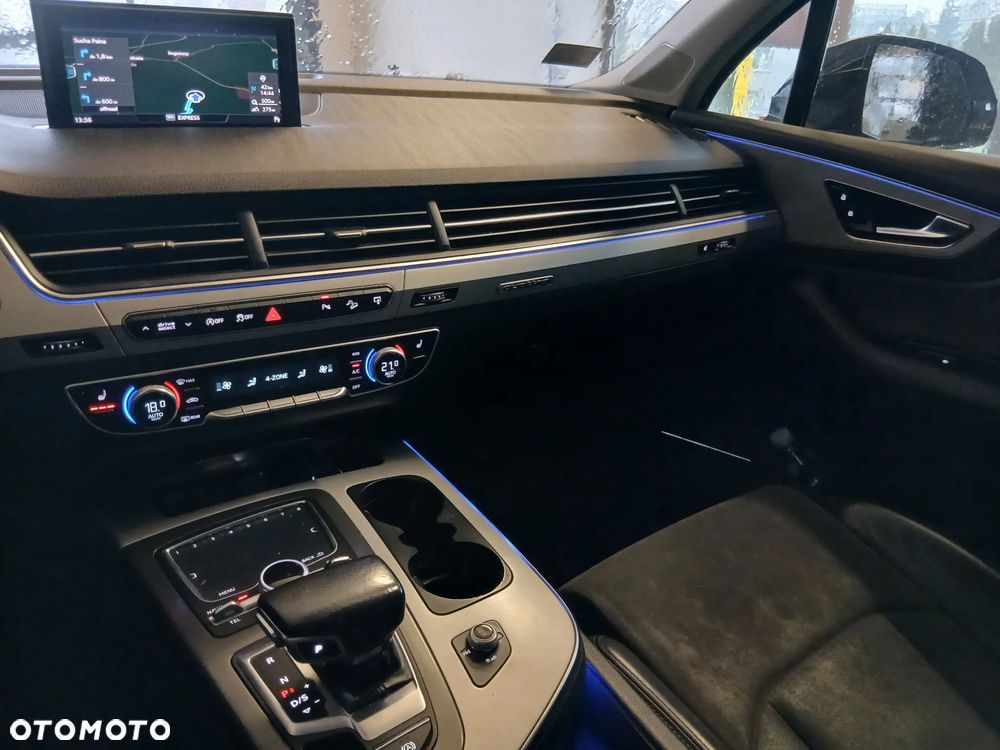 Audi Q7 - 3