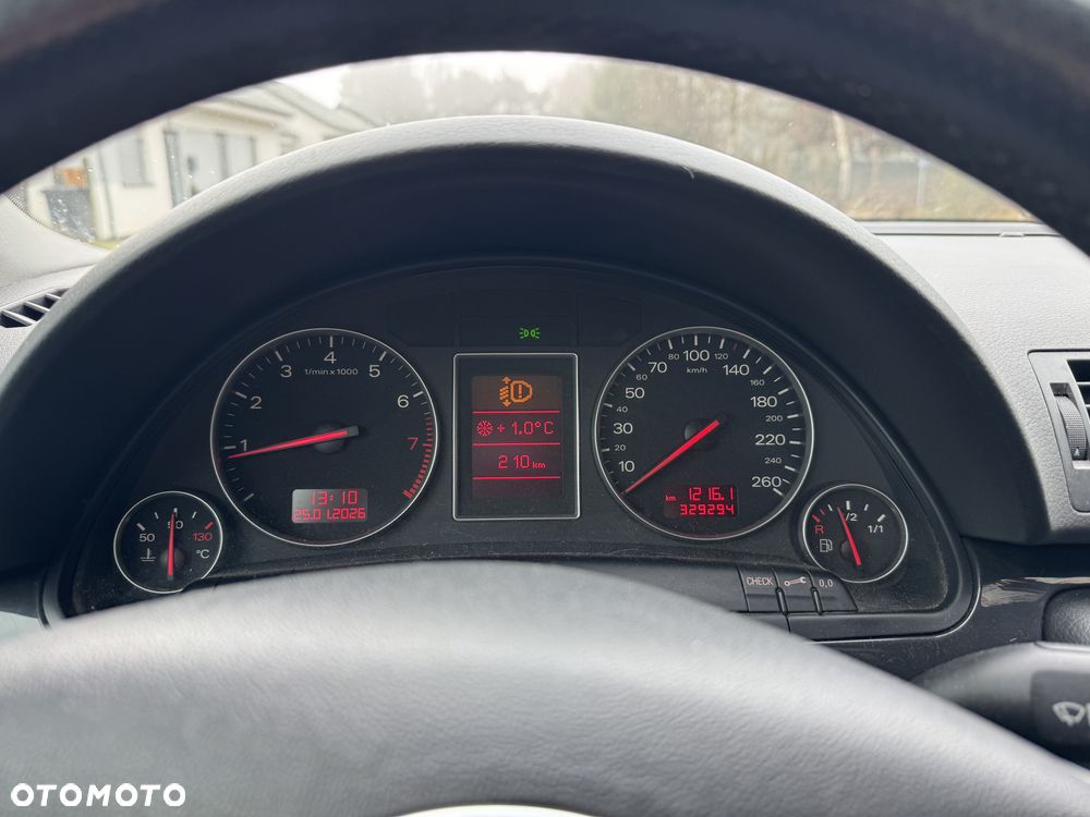 Audi A4 Avant 1.8 T quattro - 10
