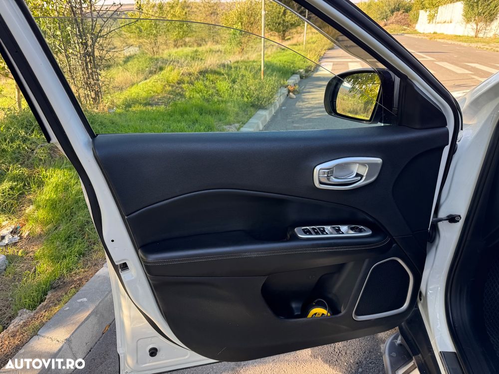 Jeep Compass 2.0 M-Jet 4x4 AT Longitude - 12