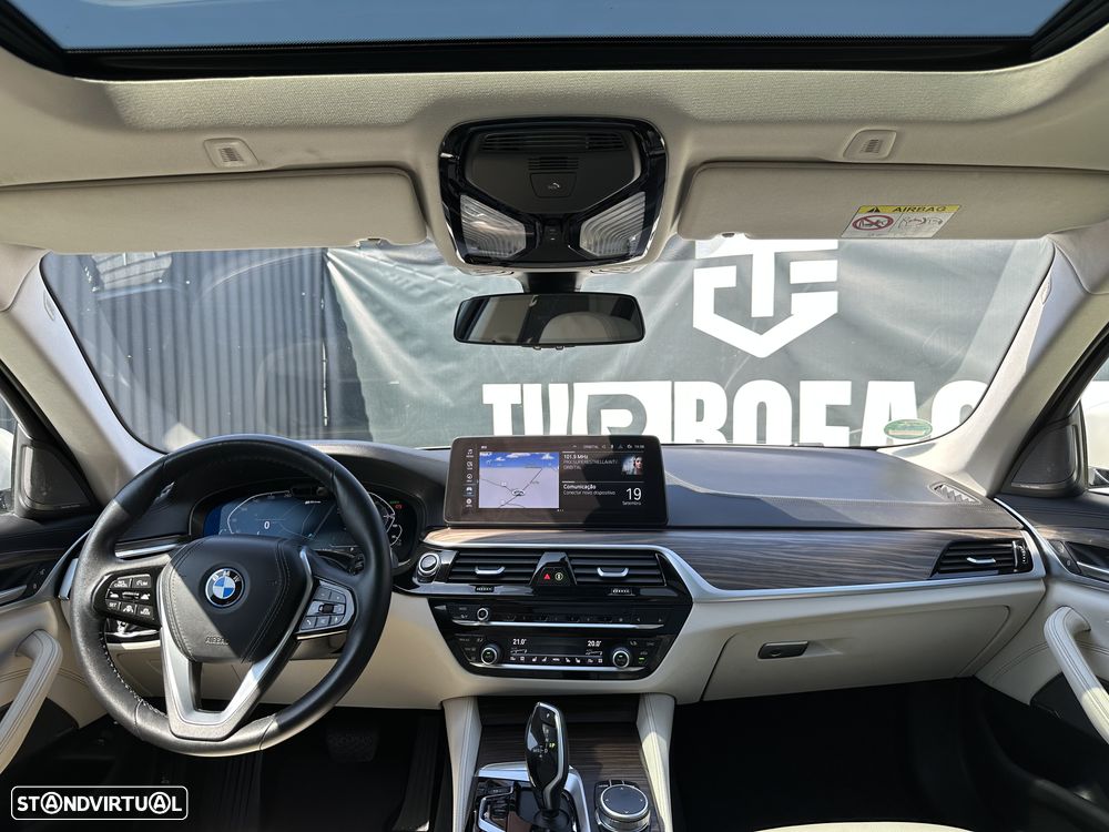 BMW 530 e xDrive Aut. Luxury Line - 14