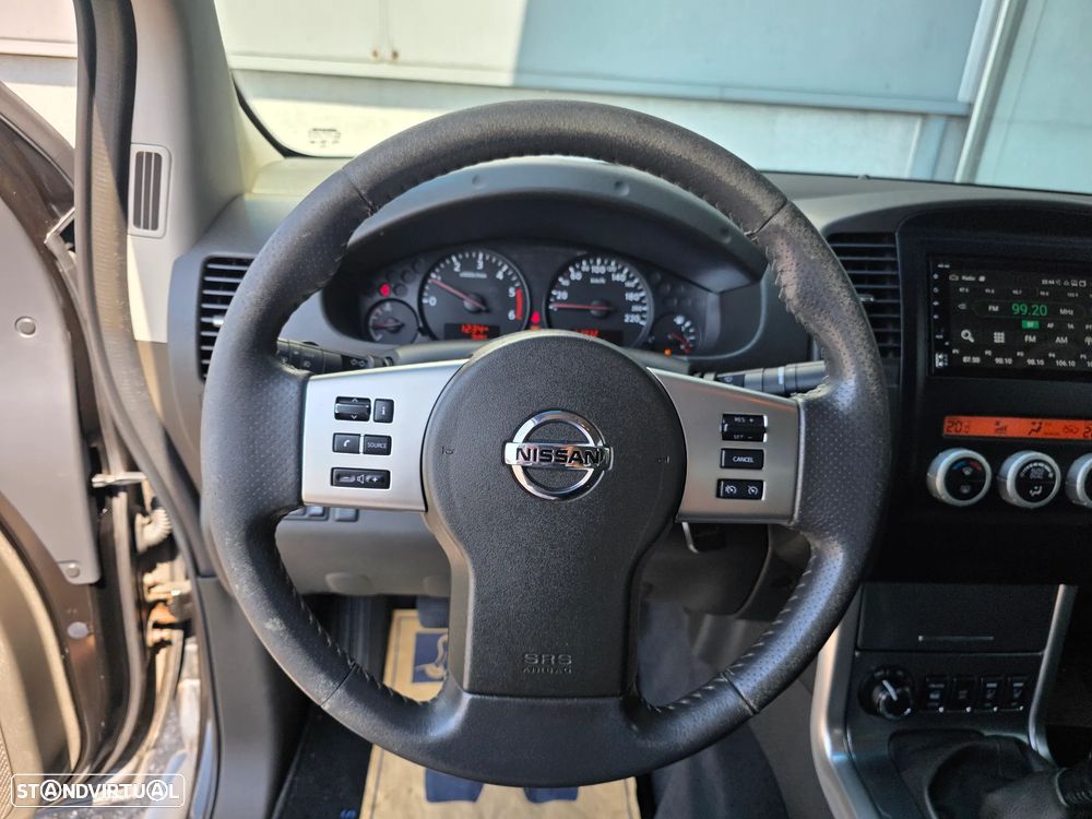 Nissan Navara 2.5 dCi CD LE 4WD - 11