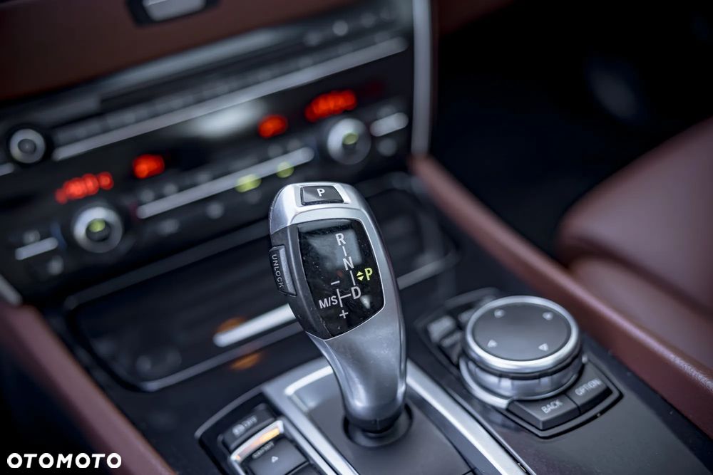 BMW 5GT 535d xDrive Luxury Line - 24