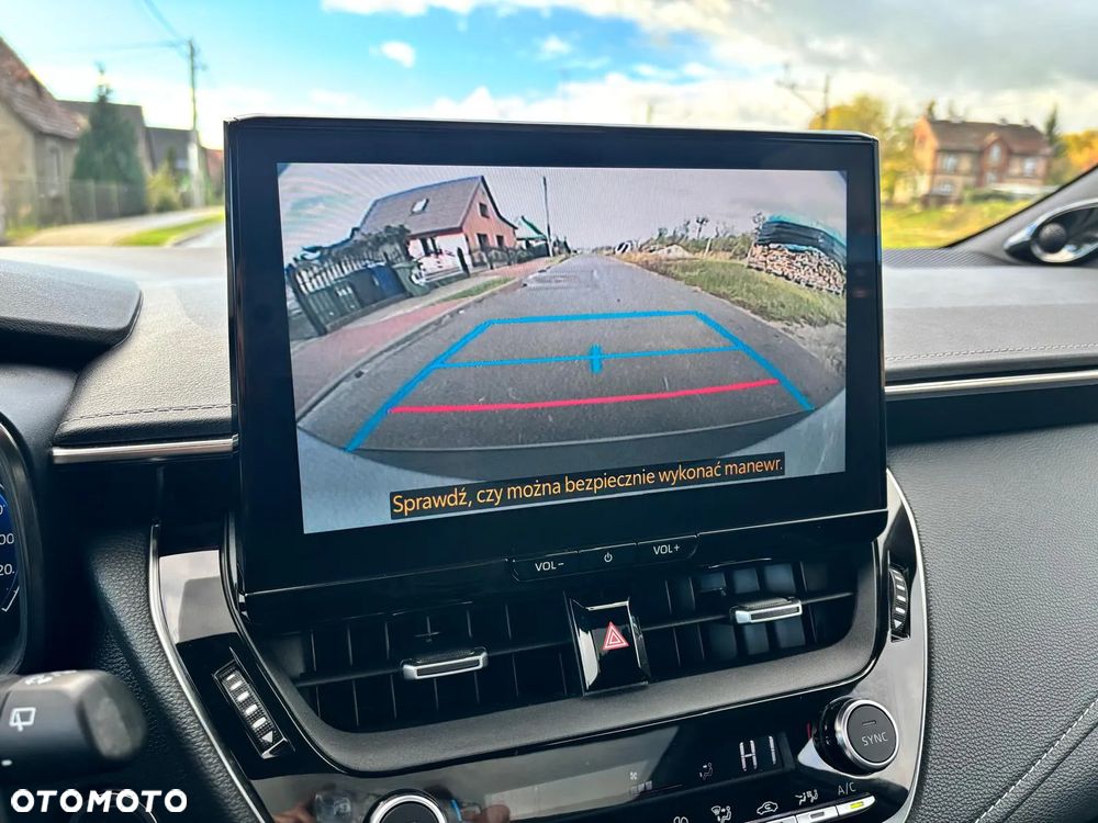 Toyota Corolla 1.8 Hybrid Business Edition - 31