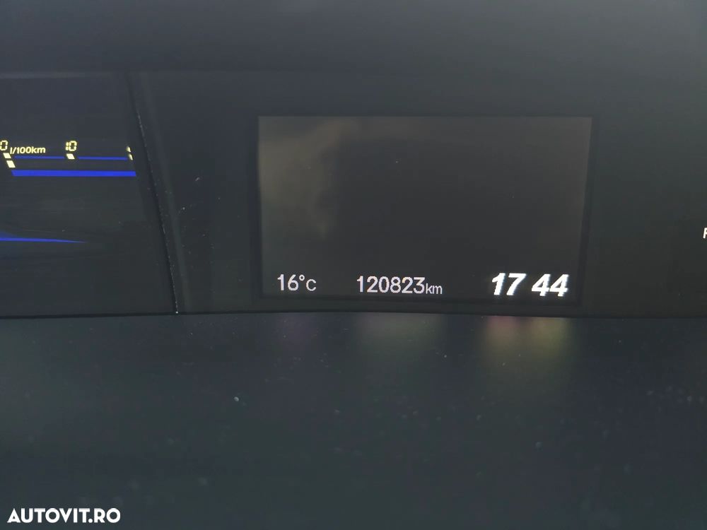 Honda Civic 1.8 MT ES - 12