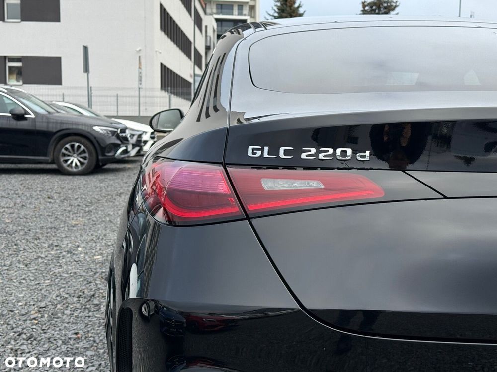 Mercedes-Benz GLC - 11