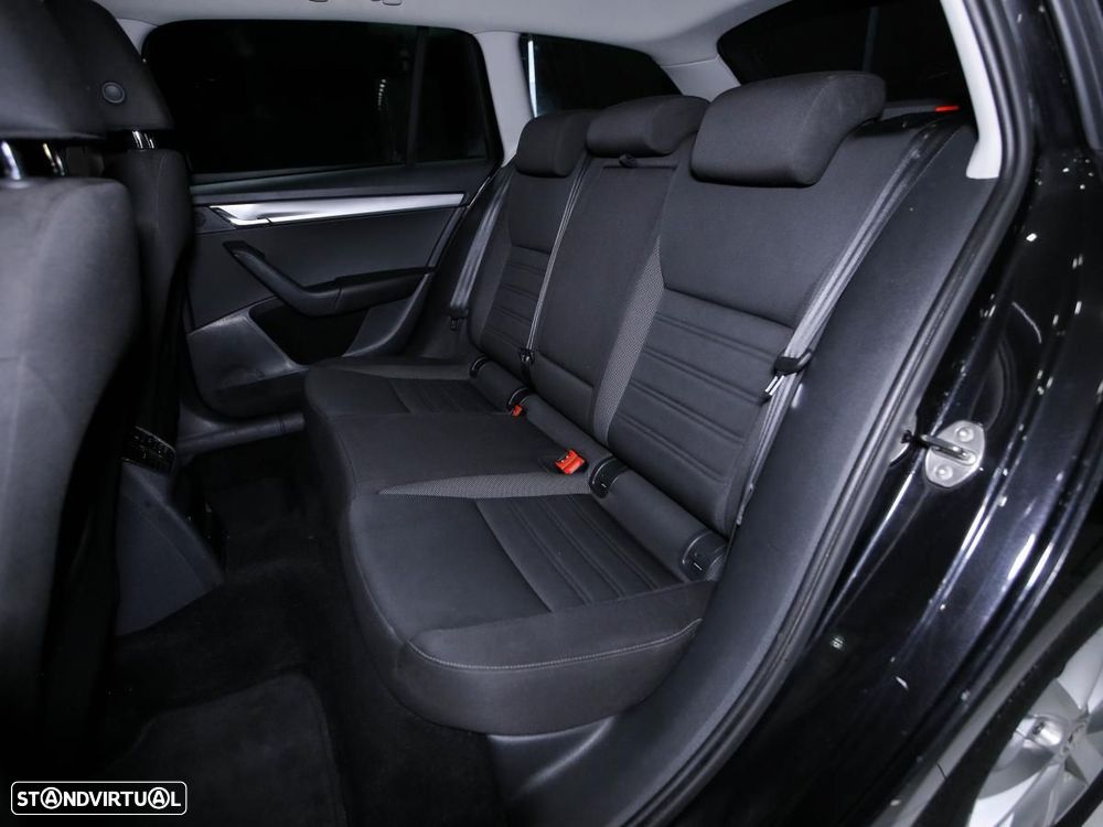Skoda Octavia Break 1.0 TSI Active - 10