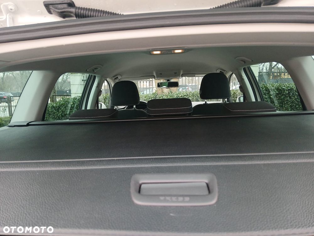 Volkswagen Golf 1.6 TDI BlueMotion Technology Lounge - 7