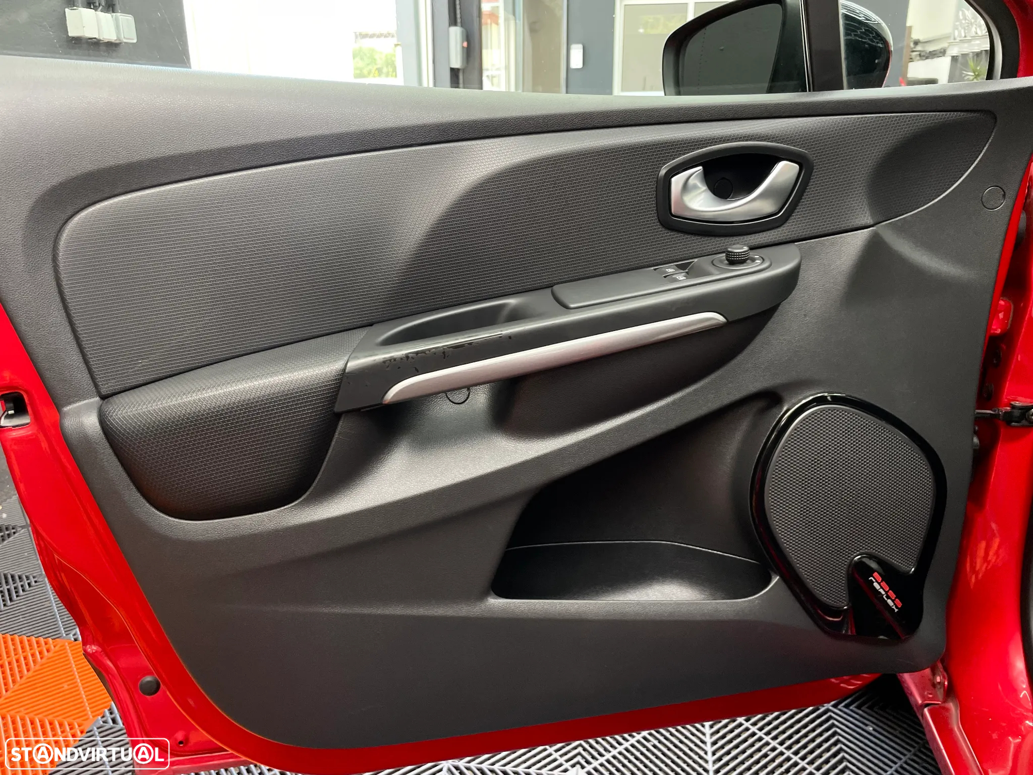 Renault Clio 0.9 TCe Limited - 5