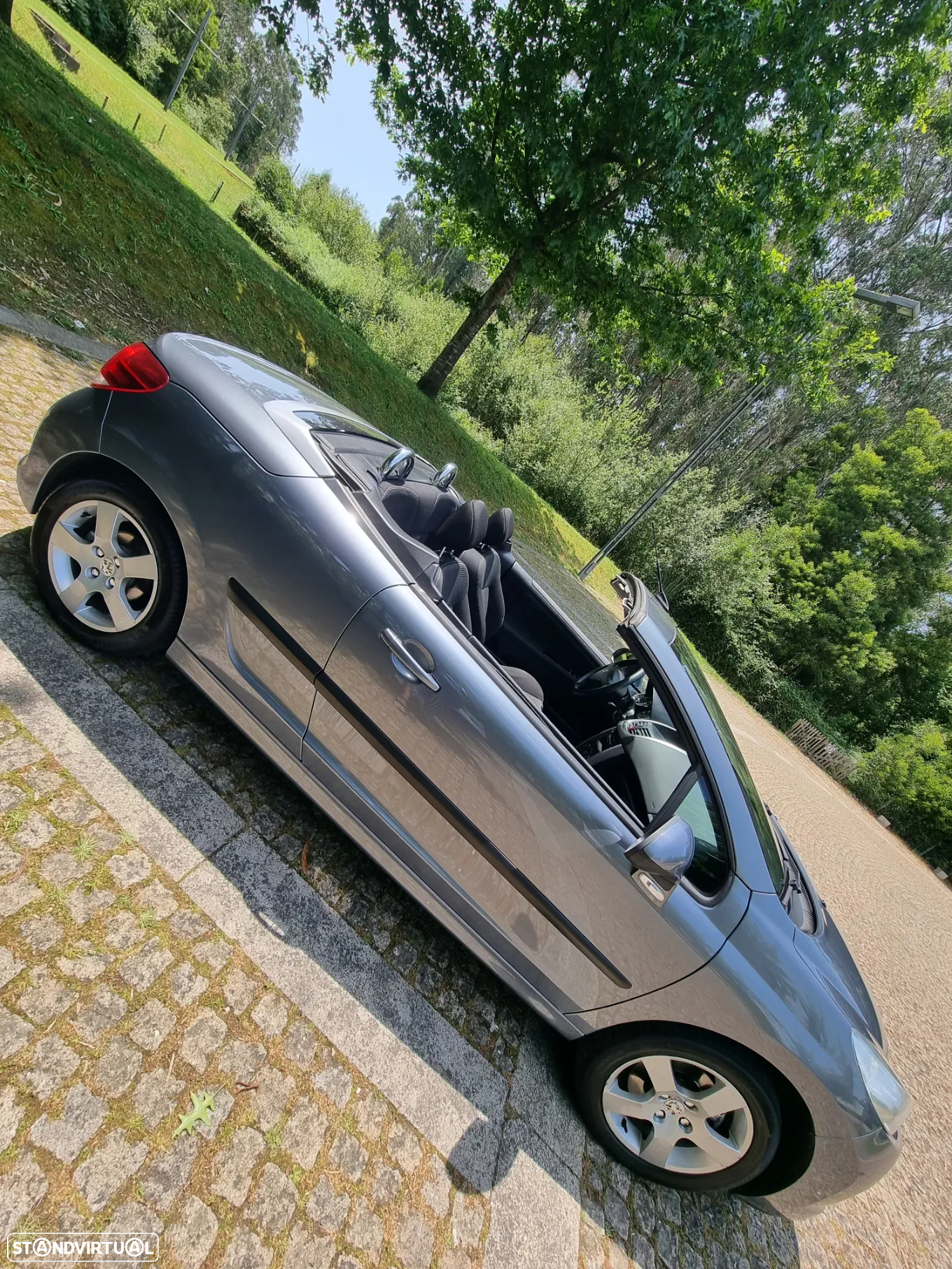 Peugeot 207 CC - 13