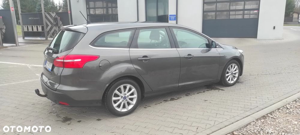 Ford Focus 1.5 TDCi Titanium - 4