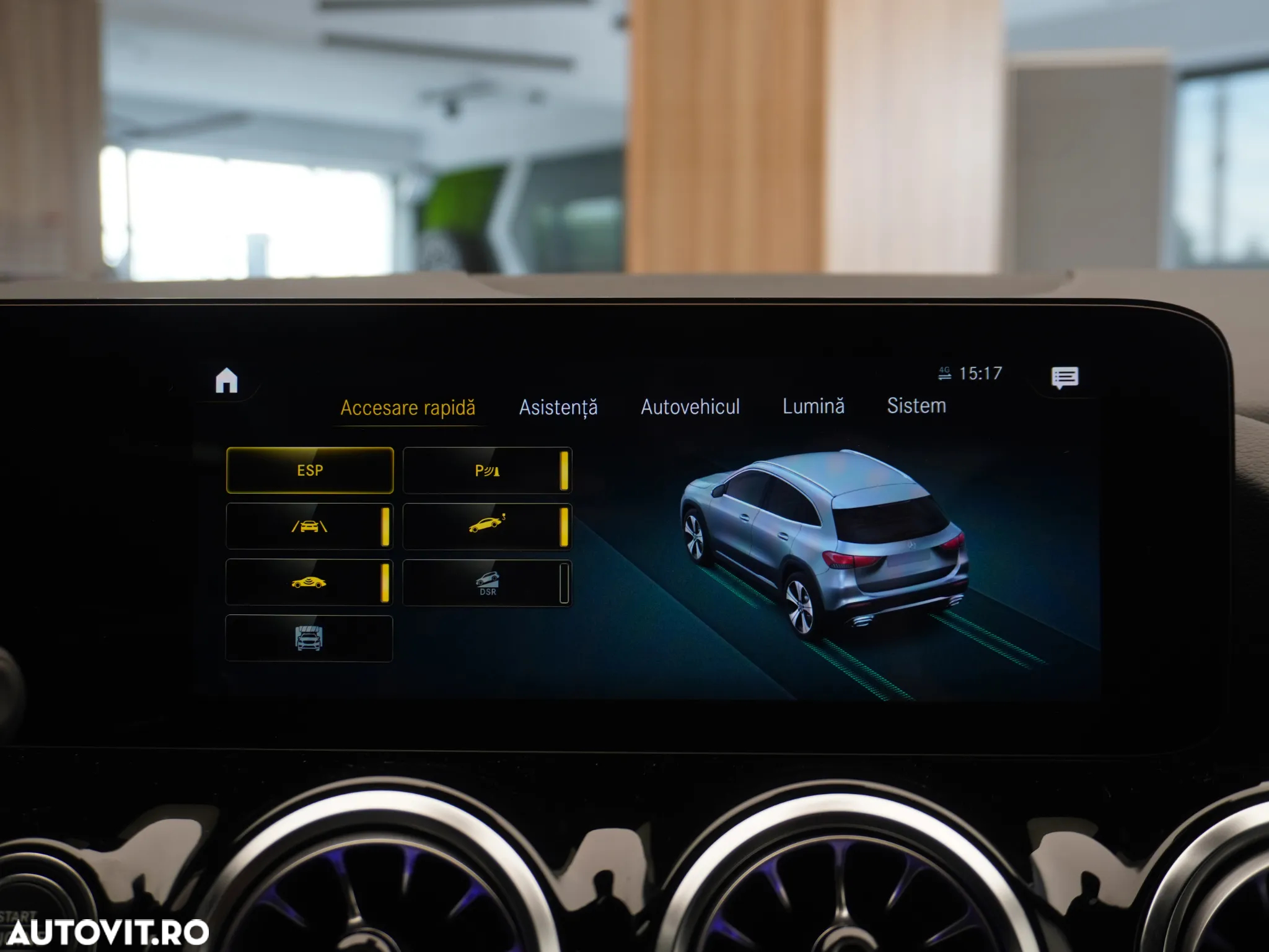 Mercedes-Benz GLA 250 4Matic 8G-DCT AMG Line - 31