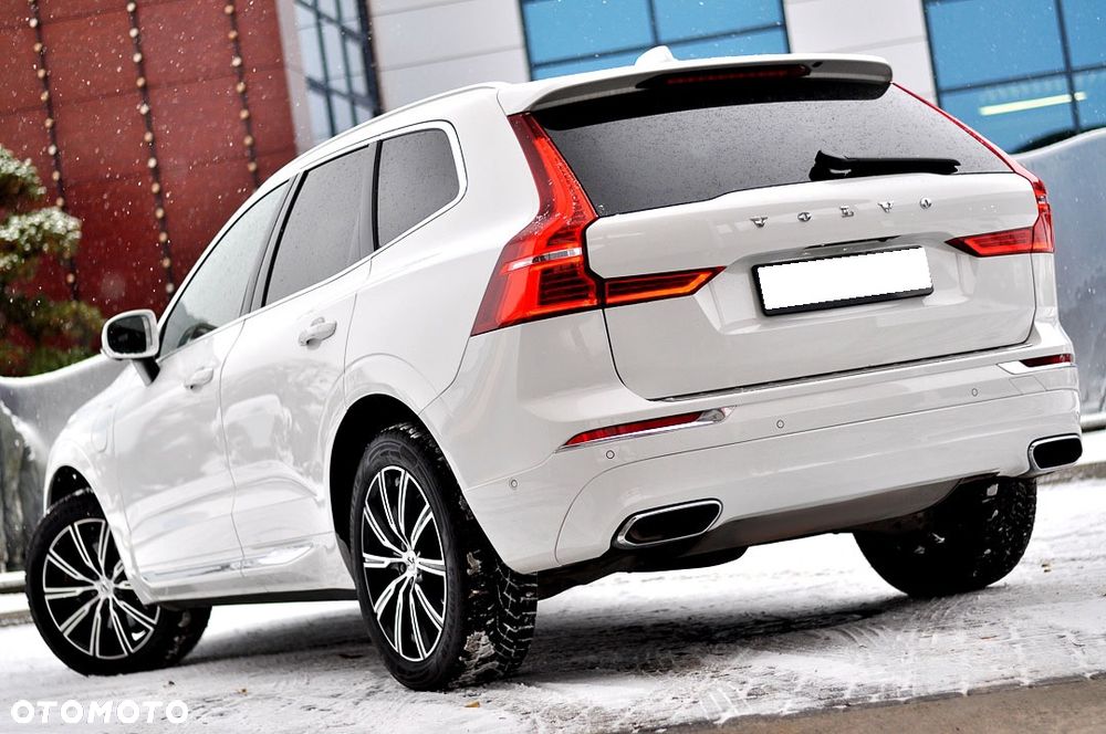 Volvo XC 60 T8 AWD Plug-In Hybrid Inscription - 4