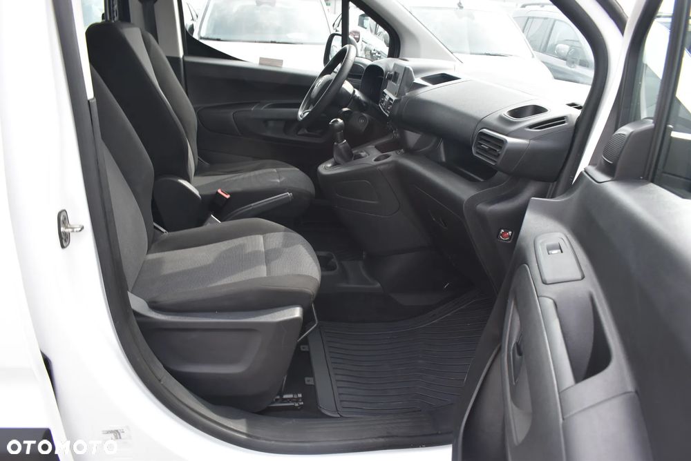 Toyota Proace City Verso Long 1.5 D-4D Business - 18