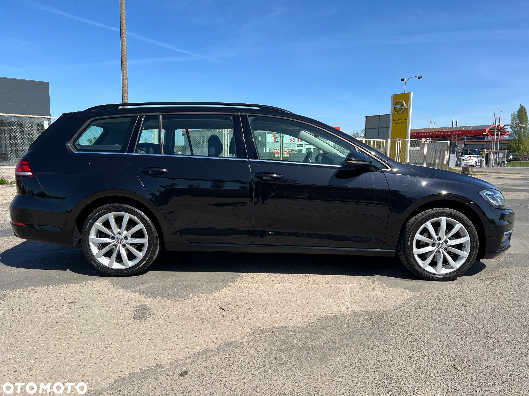Volkswagen Golf Variant 2.0 TDI SCR DSG Highline - 4