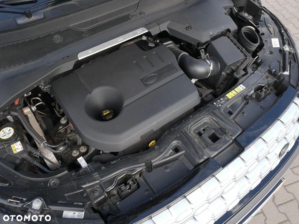 Land Rover Discovery Sport P300e SE - 27