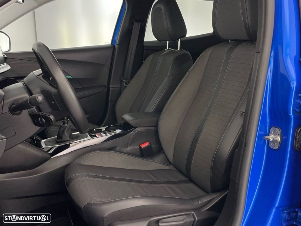 Peugeot 2008 1.2 PureTech Allure - 18