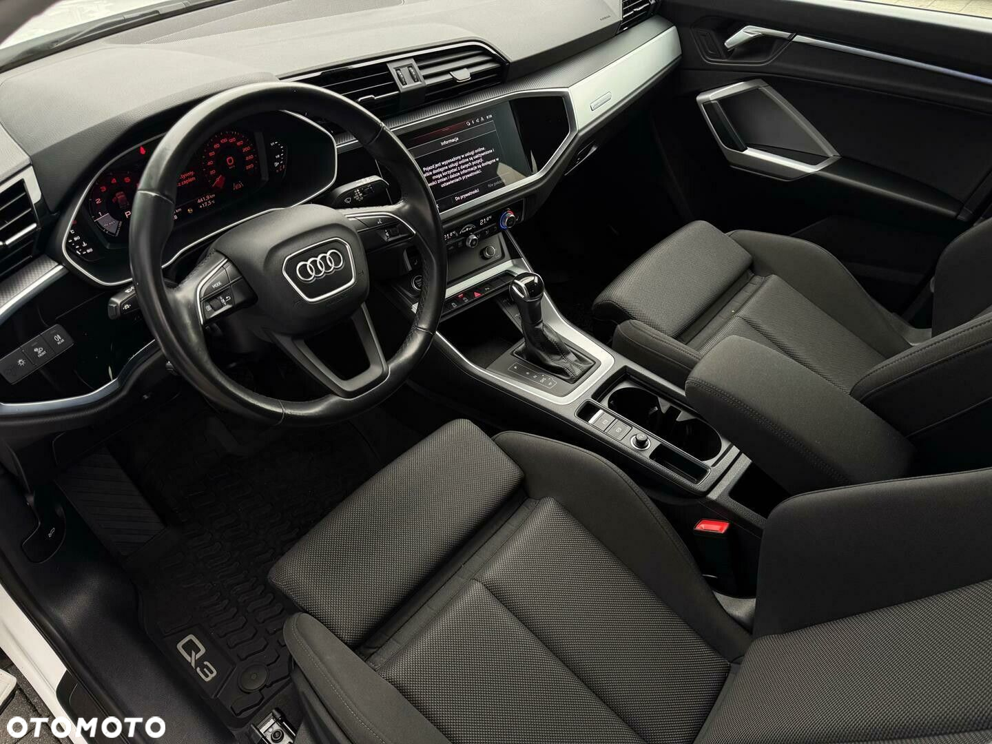 Audi Q3 - 11
