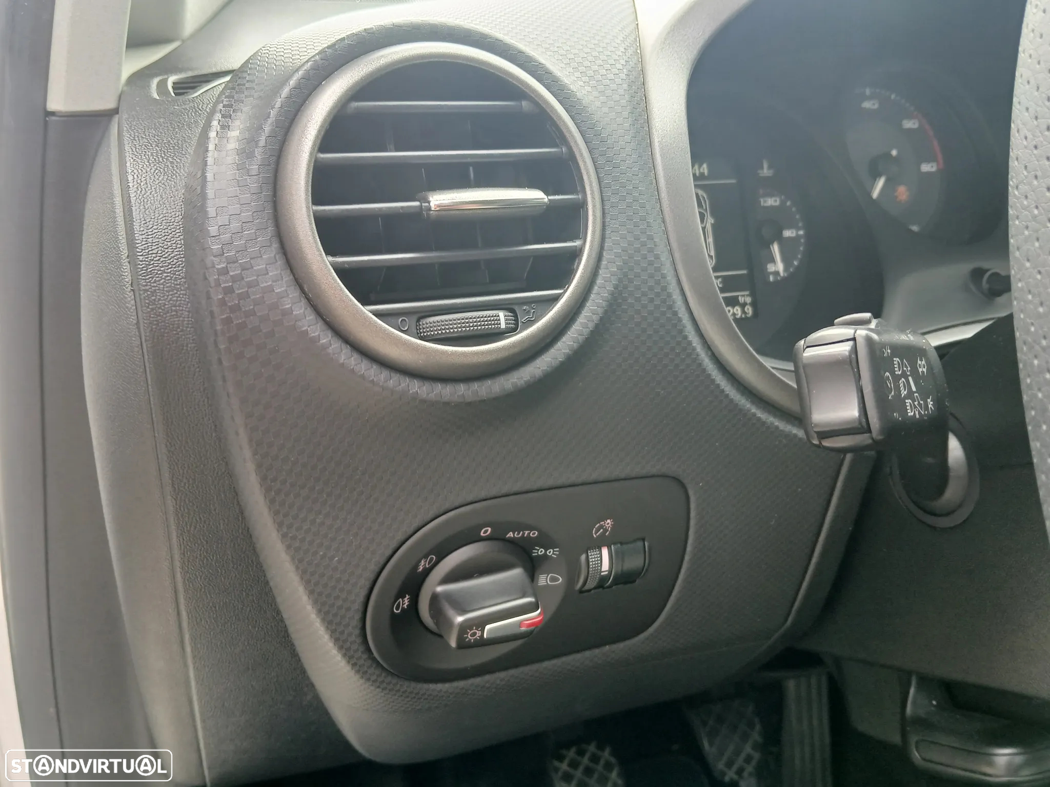 SEAT Leon 2.0 TDI FR - 23