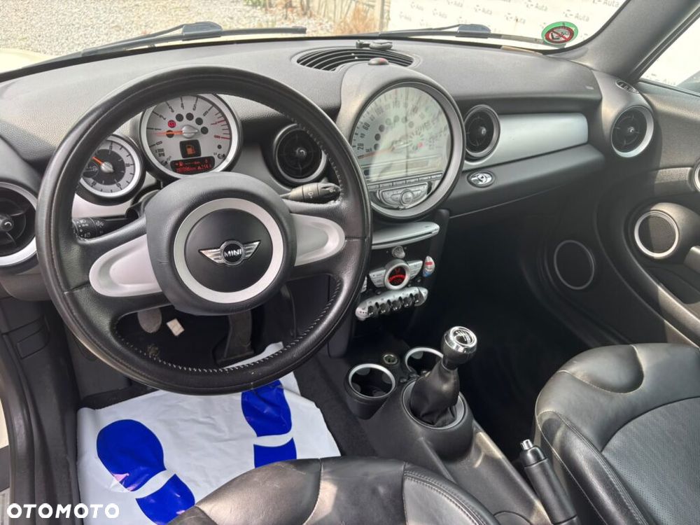MINI ONE Highgate - 11