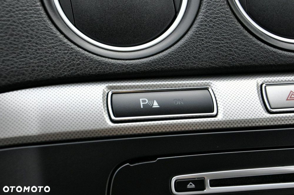 Ford S-Max 2.0 TDCi DPF Titanium X - 38