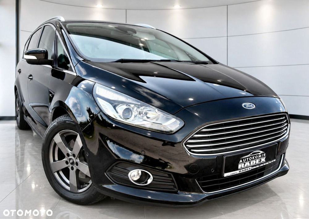 Ford S-Max 2.0 EcoBlue Titanium - 32