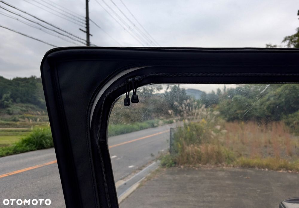 Jeep Wrangler - 20