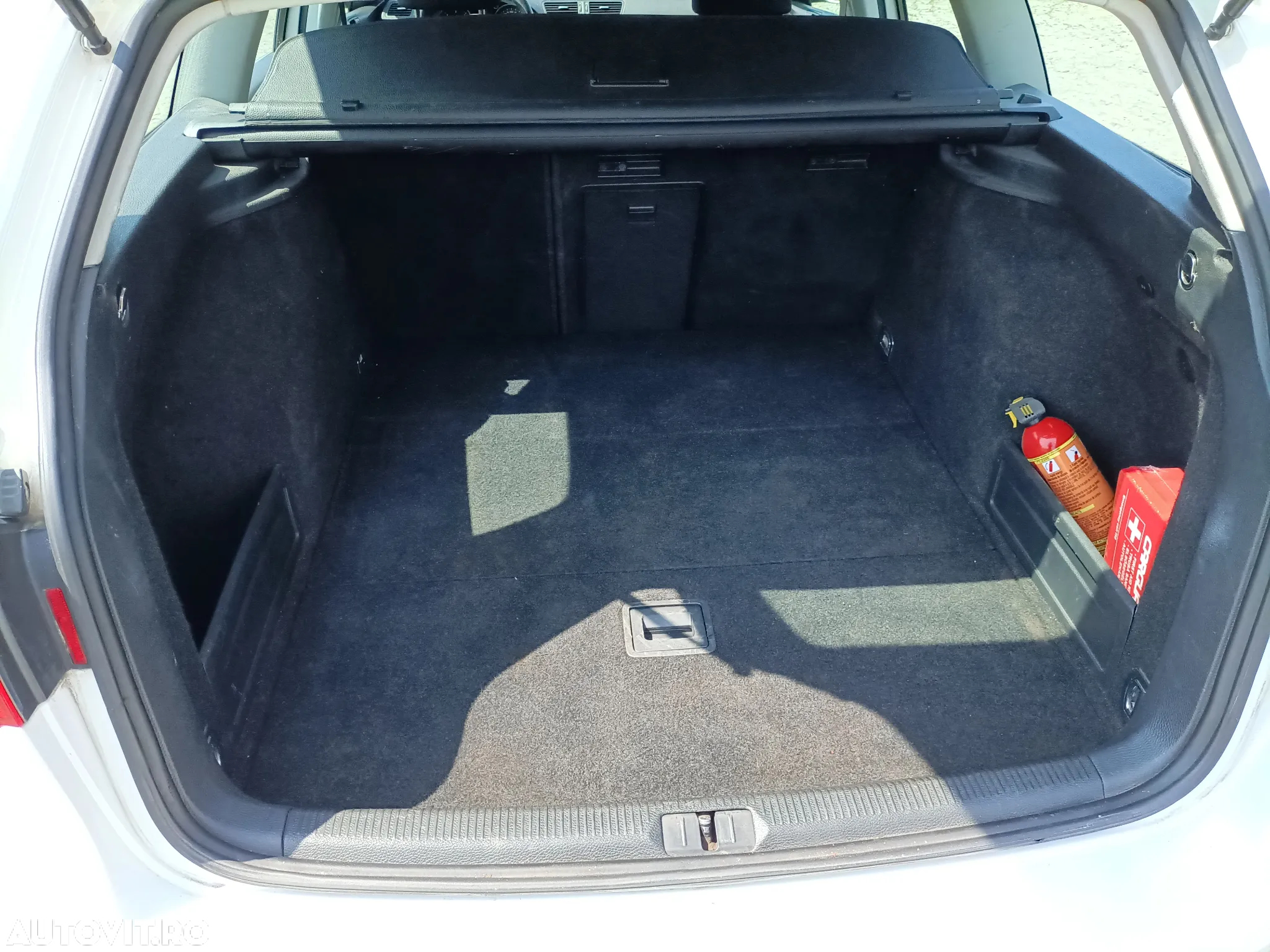 Volkswagen Passat Variant 2.0 TDI Highline DPF - 12