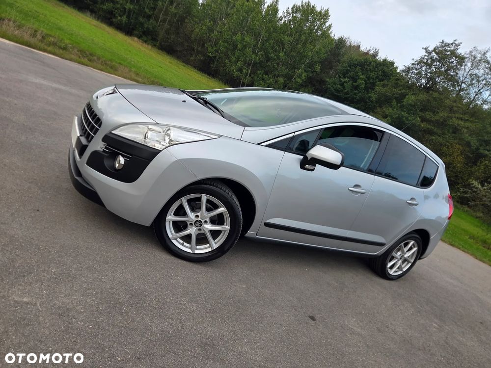 Peugeot 3008 1.6 HDi Premium - 11