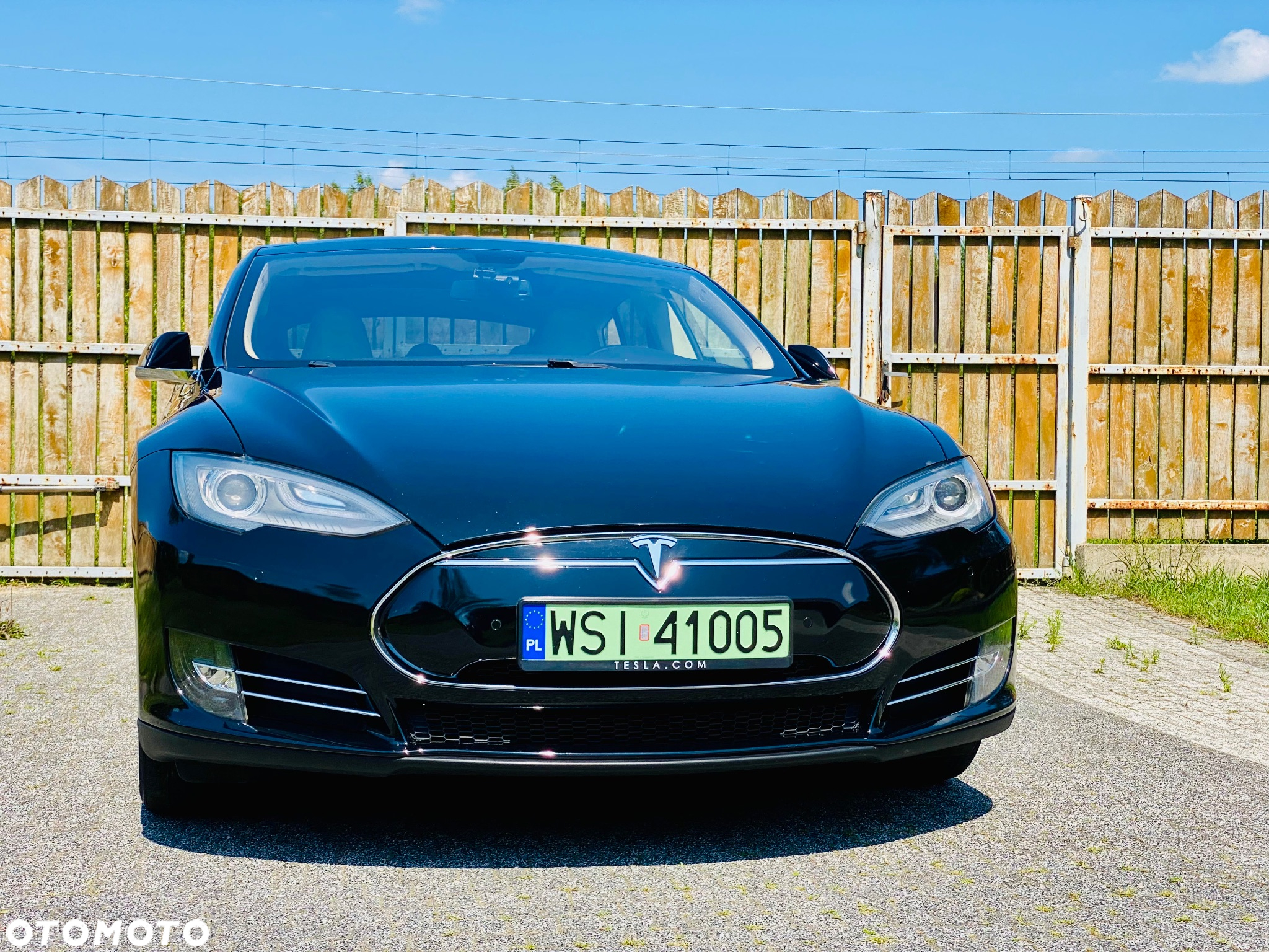 Tesla Model S Standard - 13