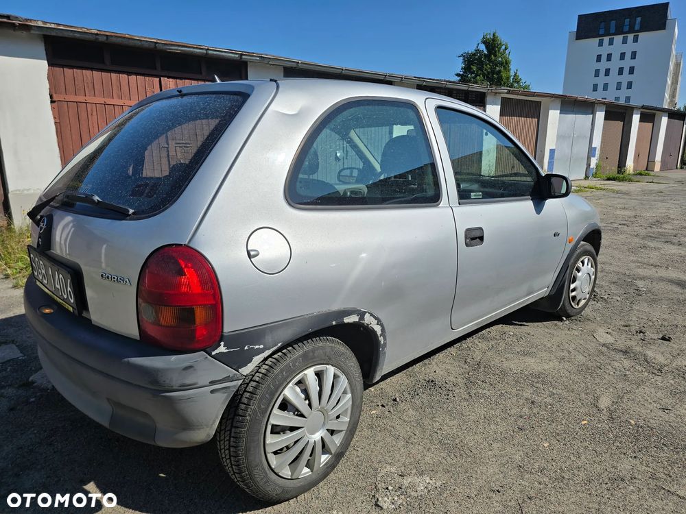 Opel Corsa - 5