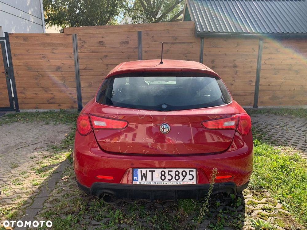 Alfa Romeo Giulietta 2013 photo 4