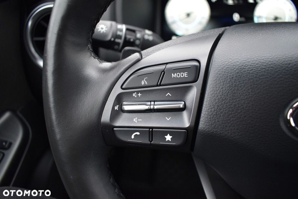 Hyundai Kona - 16
