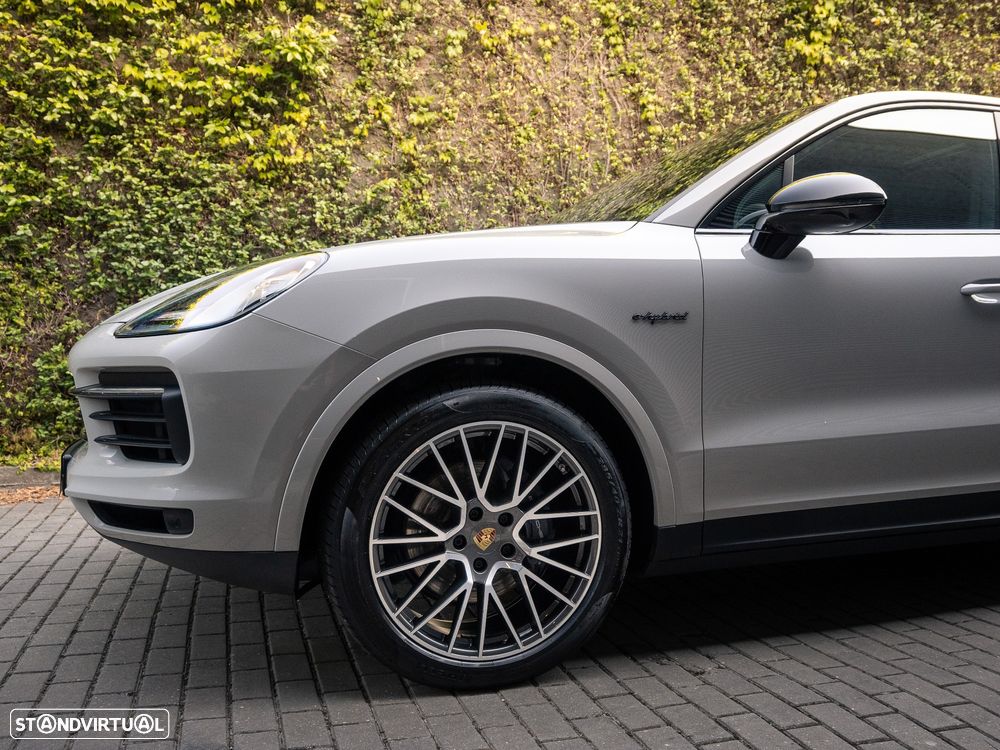 Porsche Cayenne E-Hybrid - 6
