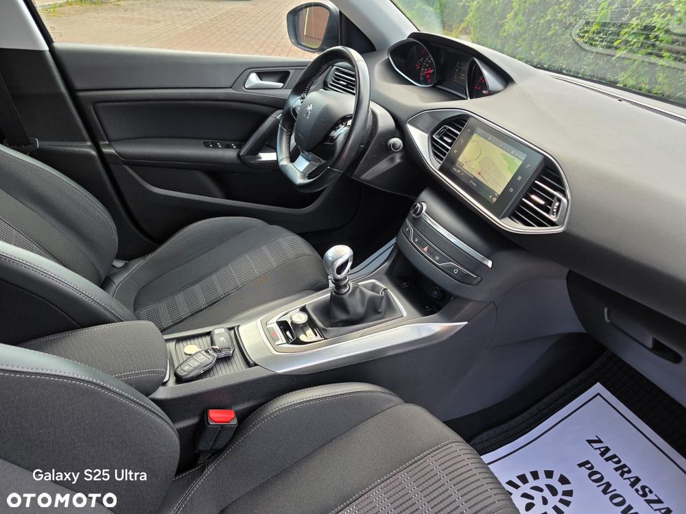 Peugeot 308 - 33