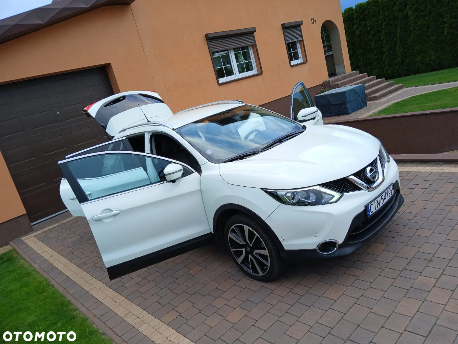 Nissan Qashqai 1.6 DIG-T Tekna+ - 16