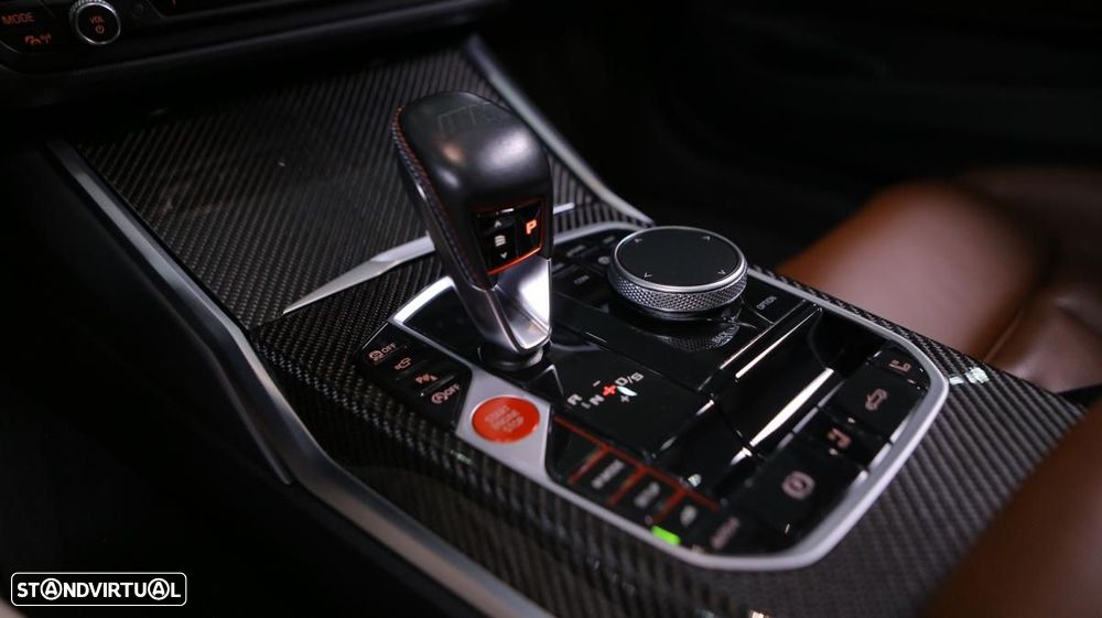 BMW M4 Competition xDrive - 19