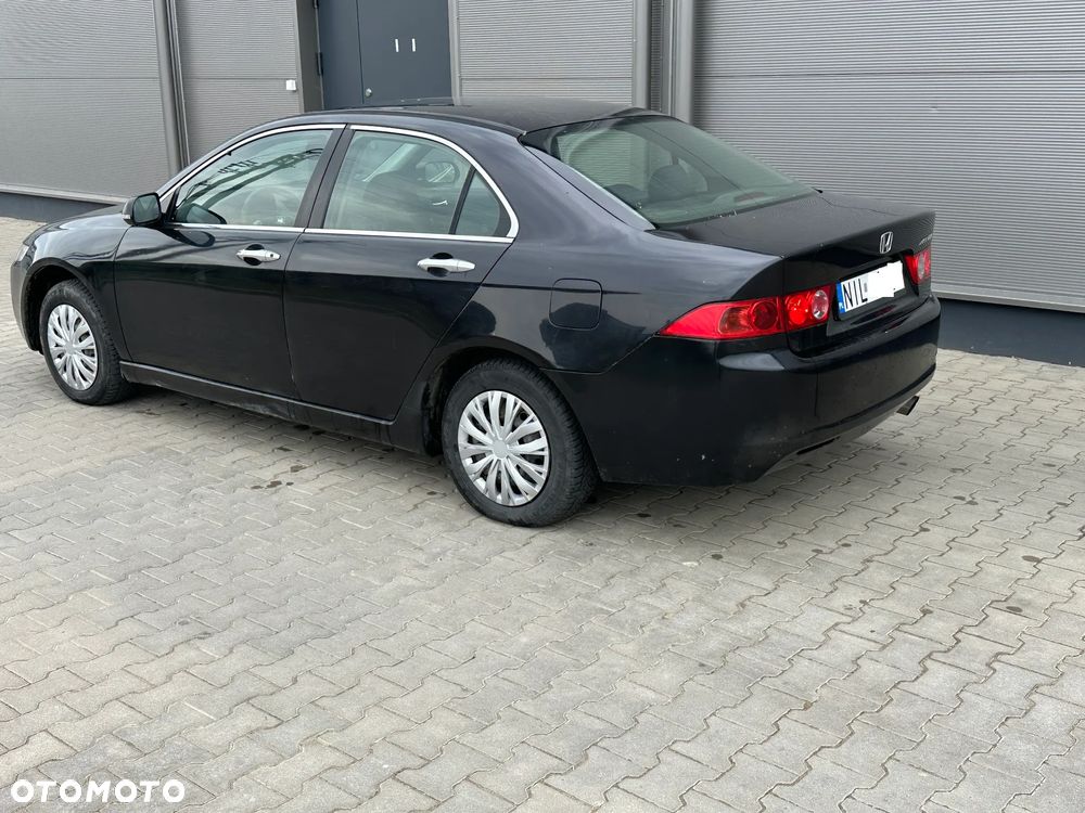 Honda Accord 2.0 i Executive - 2