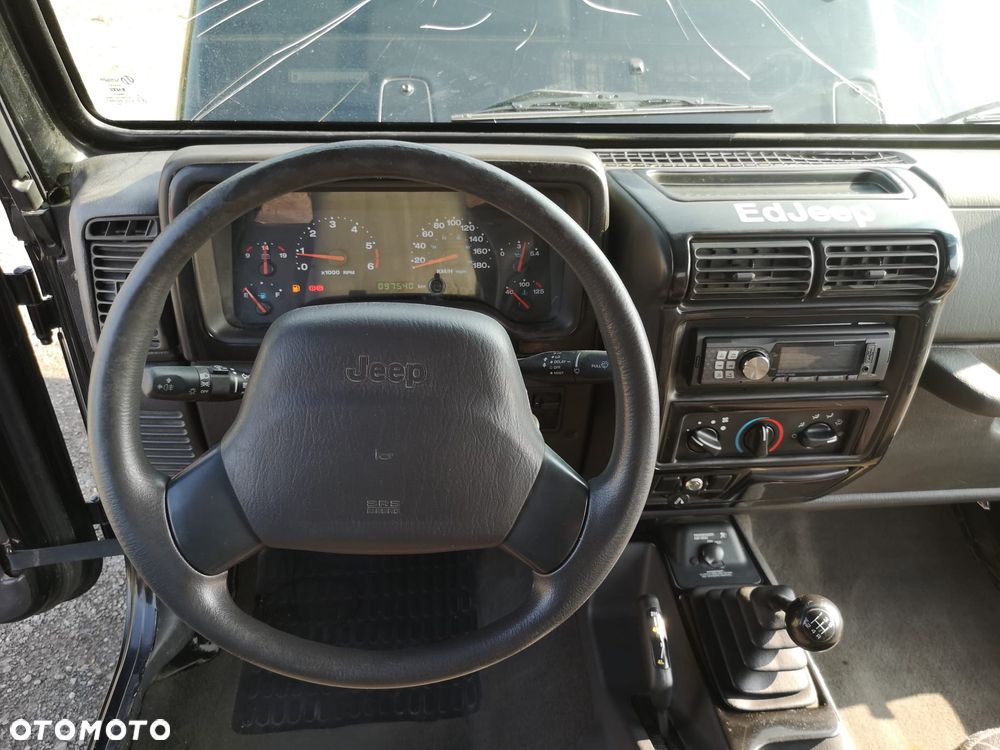 Jeep Wrangler - 29