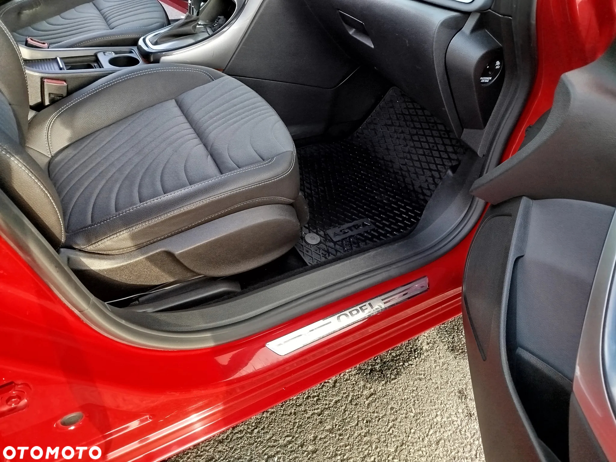 Opel Astra 1.6 SIDI Turbo Automatik Sport - 10