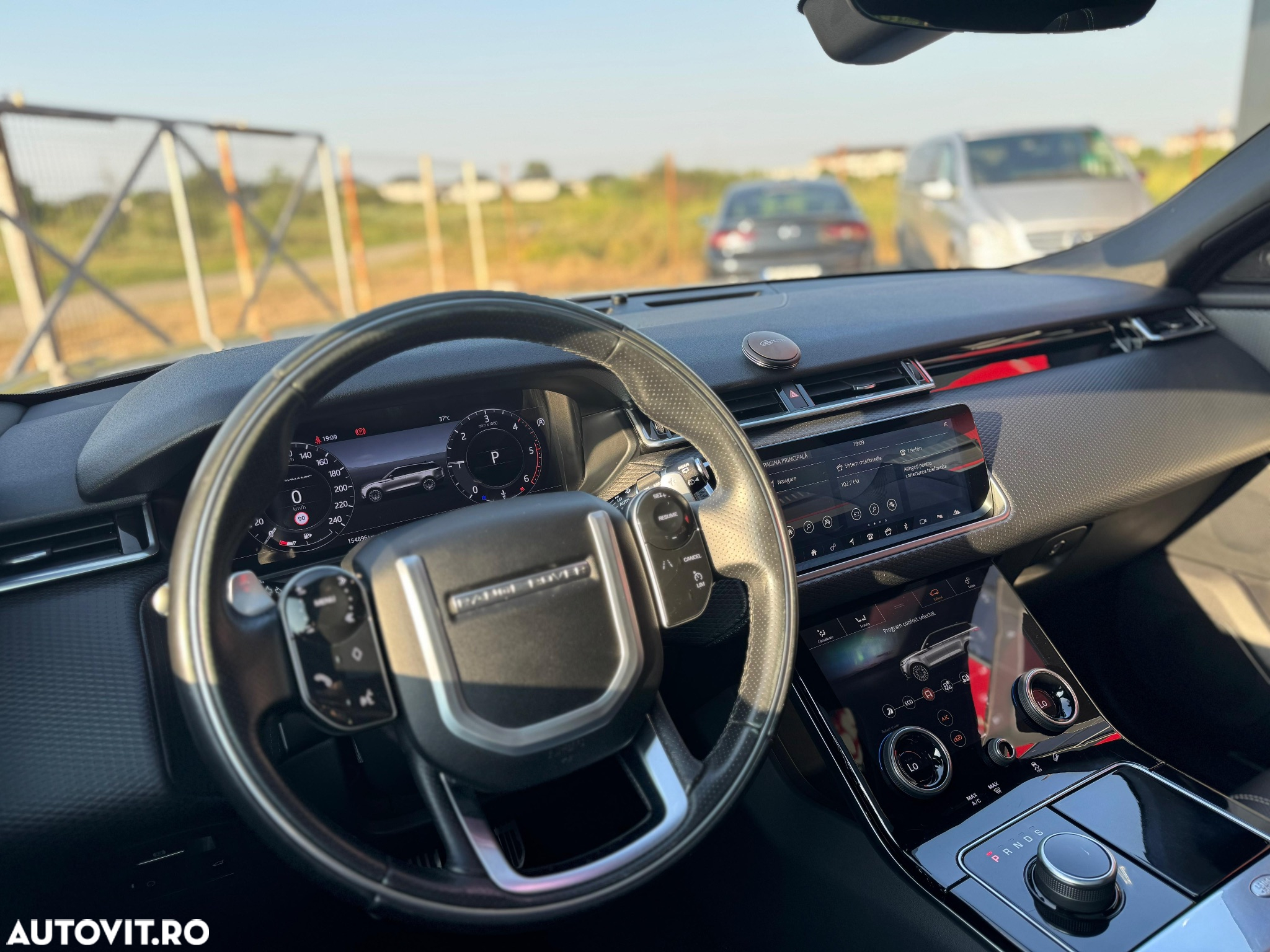 Land Rover Range Rover Velar 2.0 R-Dynamic HSE - 9
