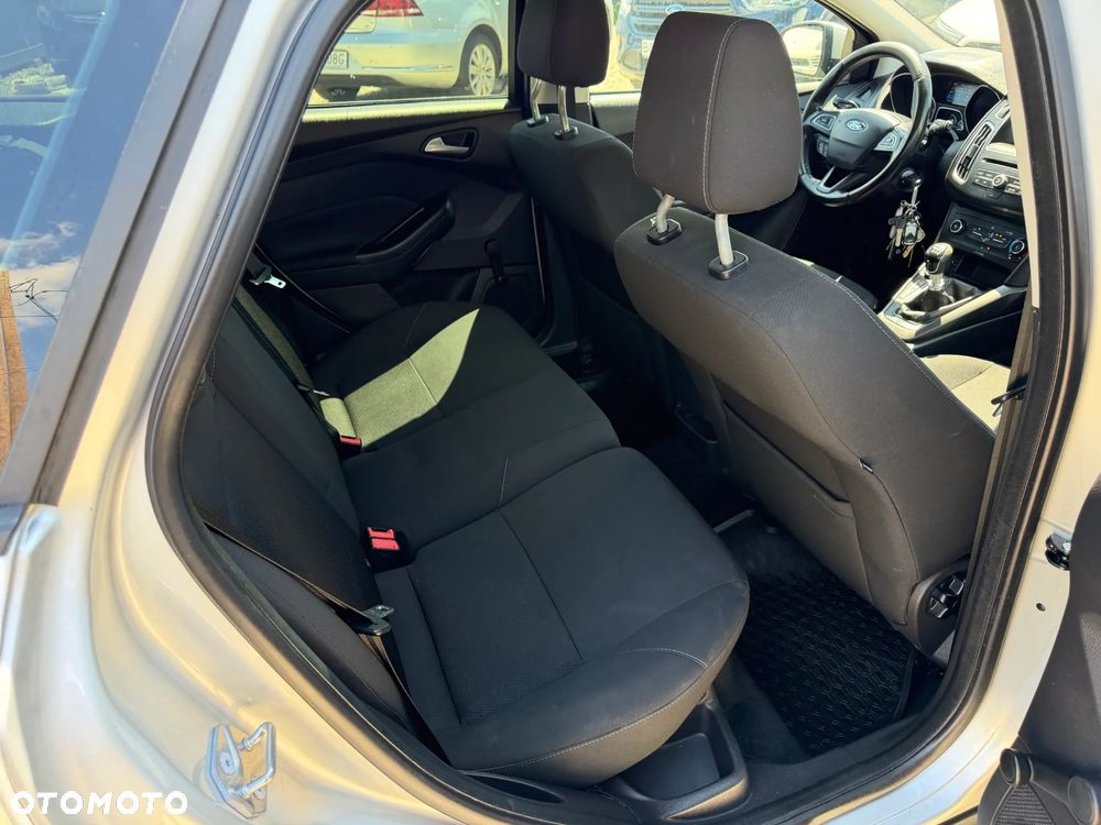 Ford Focus 1.5 EcoBoost Start-Stopp-System Business Edition - 10