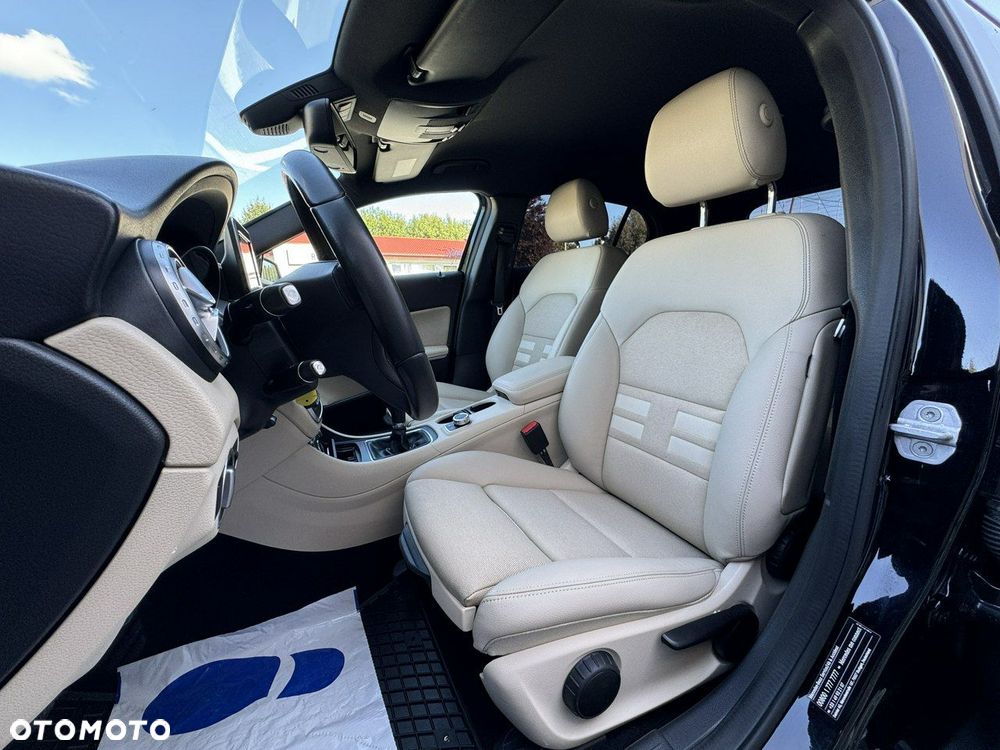 Mercedes-Benz GLA 180 (CDI) d - 21
