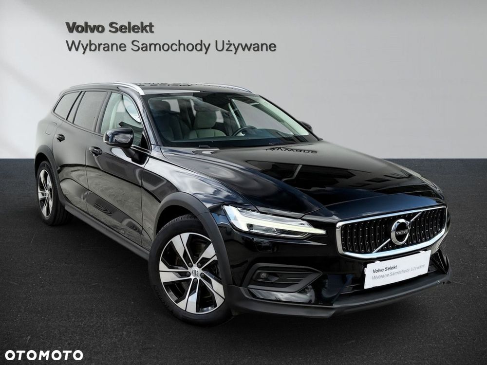 Volvo V60 Cross Country - 4