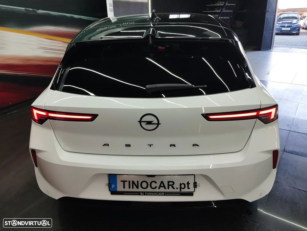 Opel Astra 1.2 T GS - 6