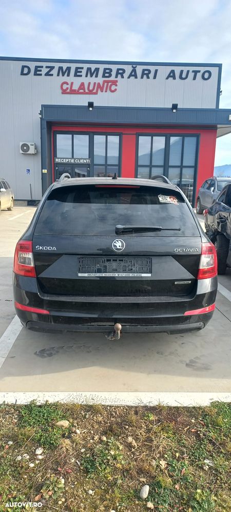 Dezmembram Skoda Octavia III 1.6 TDI CRKB - 1