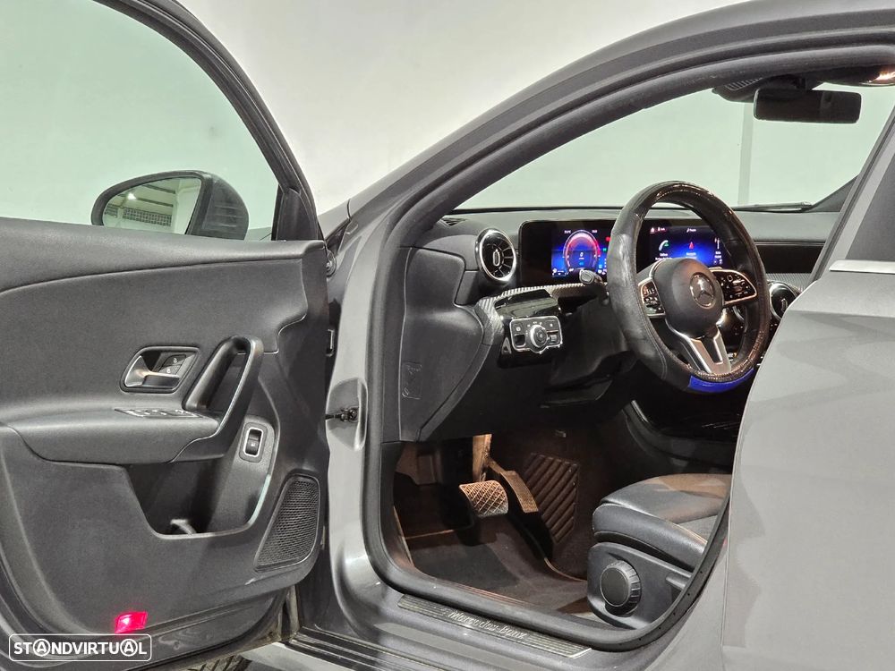 Mercedes-Benz A 250 e 8G-DCT Progressive - 32