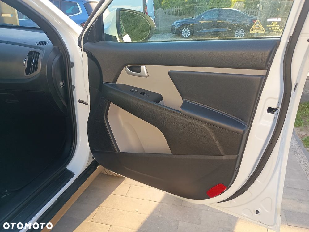 Kia Sportage 1.7 CRDI 2WD Attract - 22